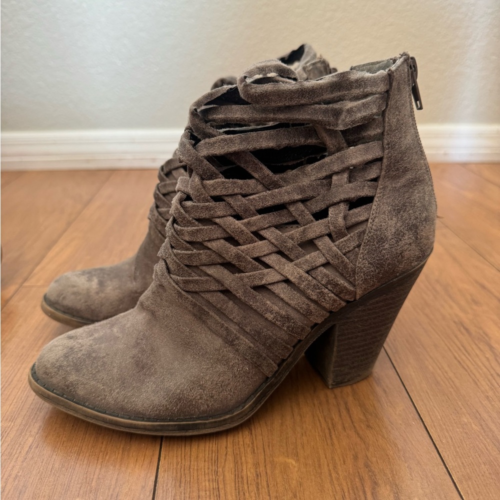 Women’s booties